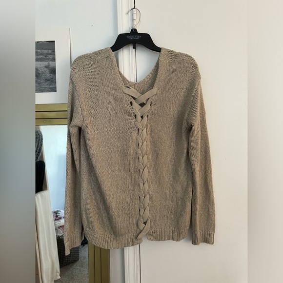 ALTAR'D STATE Women's Cable Knit Sweater Ribbon Crisscross Back Lace Up V-Neck - Picture 2 of 2